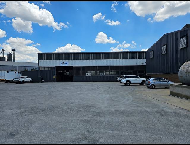 1,968M² WAREHOUSE TO LET IN ALRODE